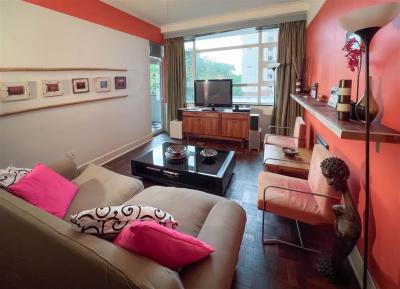 2 Bed Apartment in Rosebank-1