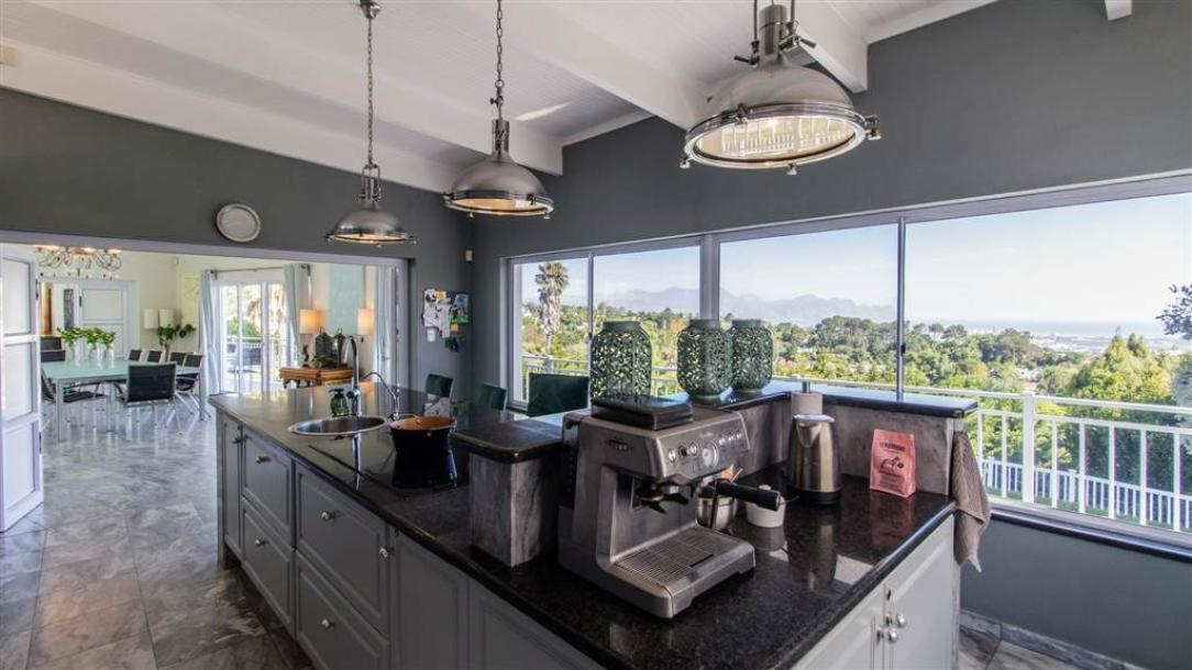 5 Bedroom House in Helderberg Estate-8