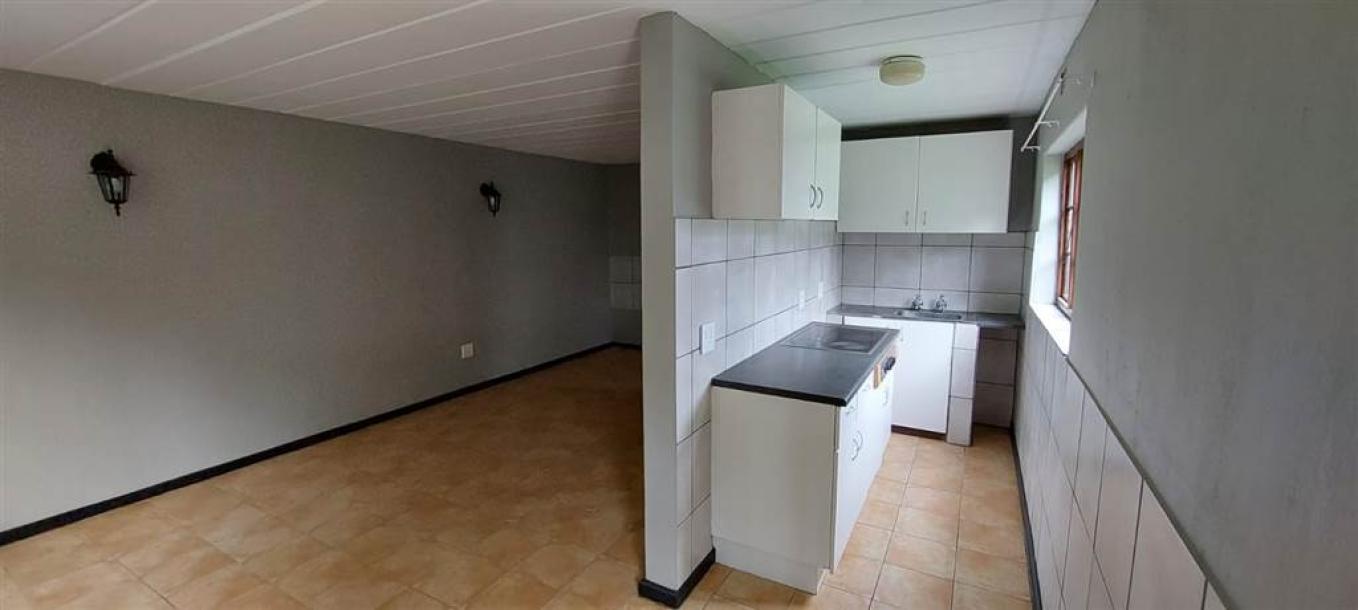 Bachelor apartment in Timsrand AH-1