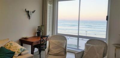 2 Bedroom Apartment in Muizenberg