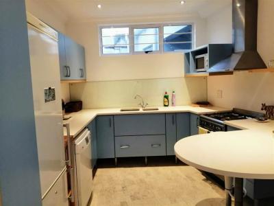 2 Bedroom Apartment in Muizenberg