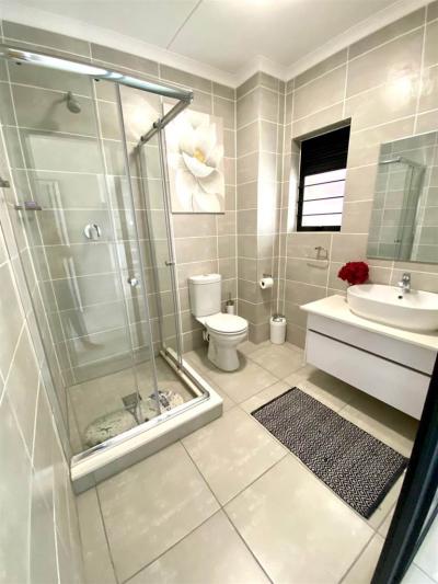 3 Bedroom Apartment in Ballito-5