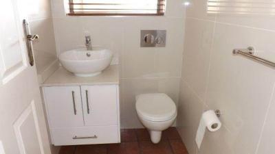 3.5 Bed House in Bluewater Bay-3