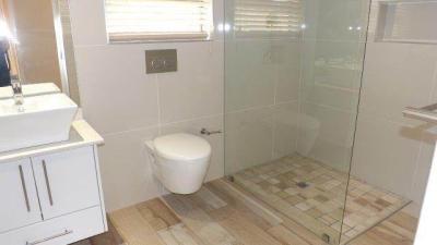 3.5 Bed House in Bluewater Bay-8