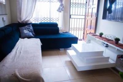 2 Bedroom House for Sale in Protea Glen-0