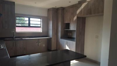 2 Bedroom Apartment in Marlboro Gardens-2