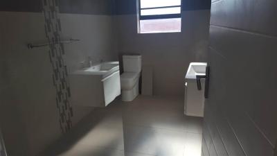 2 Bedroom Apartment in Marlboro Gardens-8