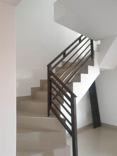 3 Bedroom Duplex in Bluff