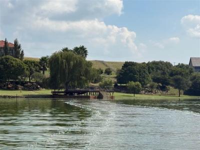 6 Bedroom House in Vaal Dam-2