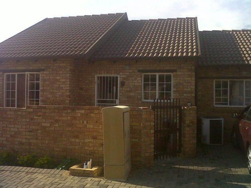 2 Bedroom Townhouse in Kosmosdal-2