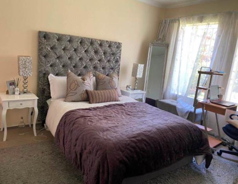 2 Bedroom Townhouse in Kosmosdal-6