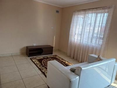 2 Bedroom Garden Cottage in Brindhaven-1