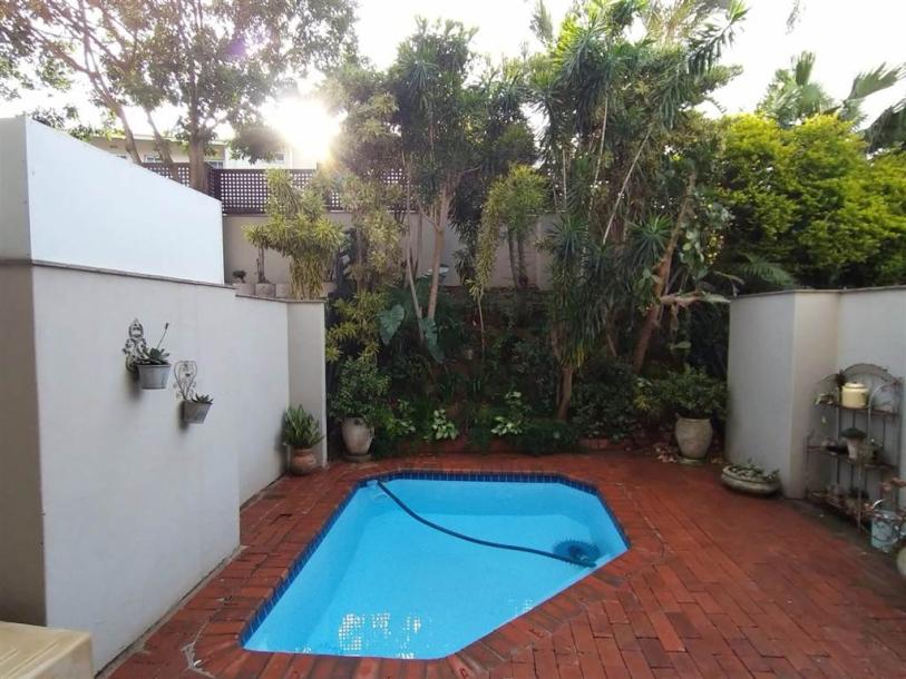 3 Bed Duplex in Durban North-14