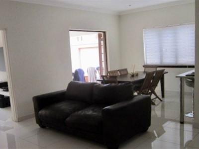 3 Bedroom Cluster in Lonehill-5