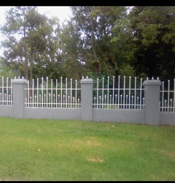 7 Bedroom House in Clubville-11