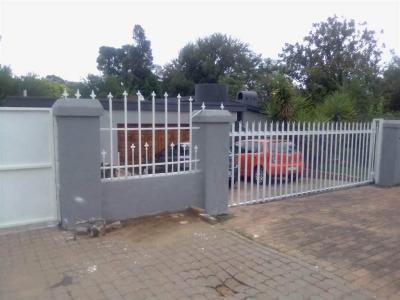 7 Bedroom House in Clubville-12