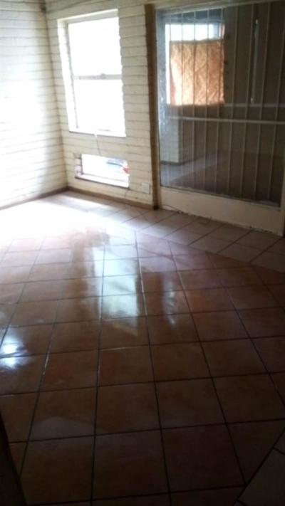 7 Bedroom House in Clubville-2