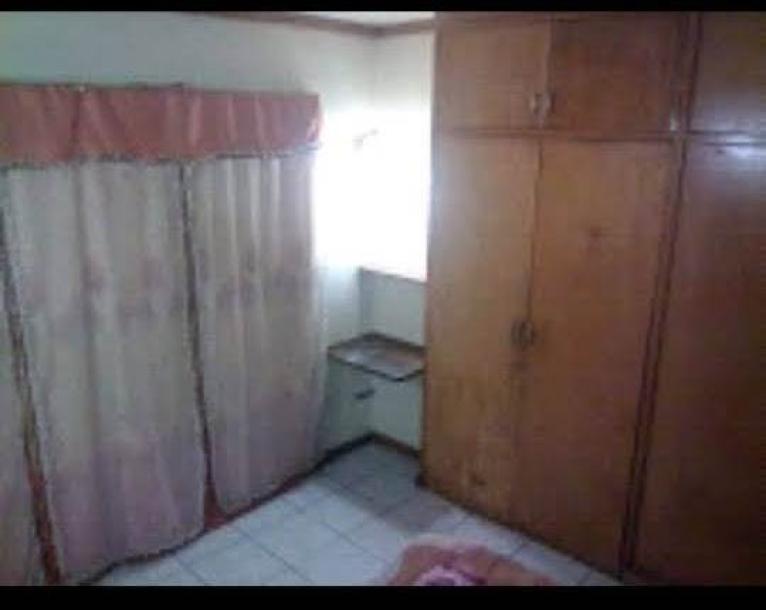 7 Bedroom House in Clubville-7