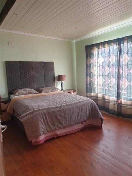 3 Bedroom House in The Rest-13