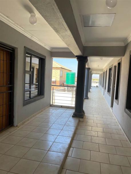 Bachelor apartment in Mamelodi-1