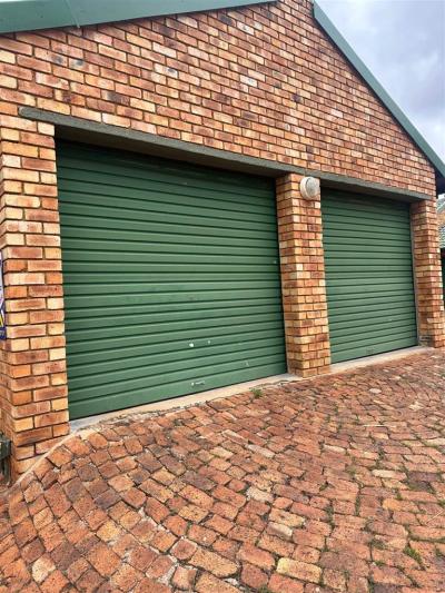 3 Bedroom Townhouse in Highveld-2