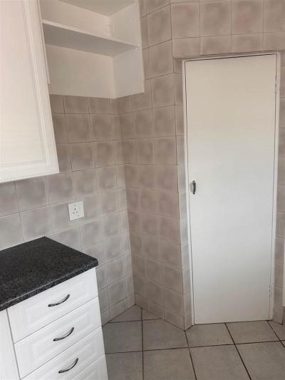 3 Bedroom Townhouse in Highveld-5