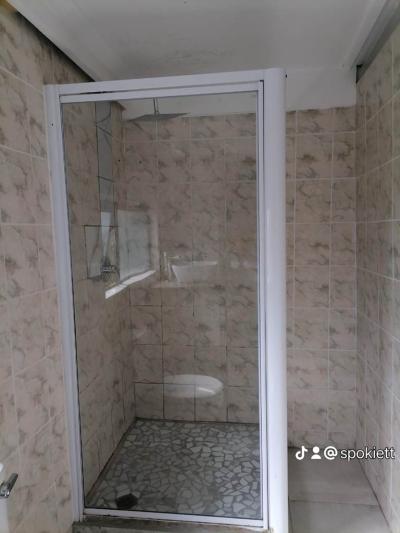 2 Bedroom Flat in Greenfields-15