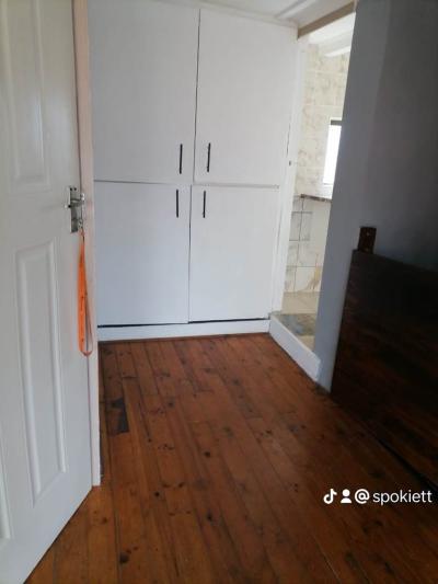 2 Bedroom Flat in Greenfields-6