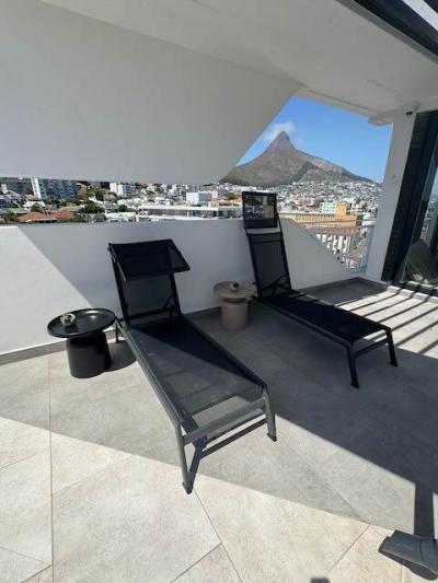 1 Bedroom Apartment in Sea Point