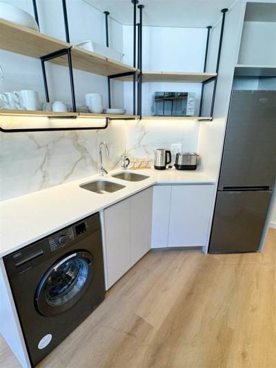 1 Bedroom Apartment in Sea Point