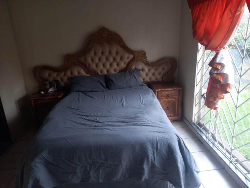 1 Bedroom Garden Cottage in Tasbet Park-3