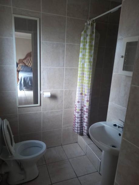 1 Bedroom Garden Cottage in Tasbet Park-4