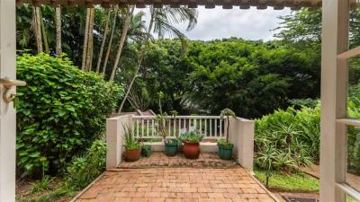 3 Bedroom Apartment in Willard Beach-11