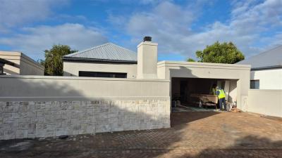 3 Bedroom House in Melkbosstrand