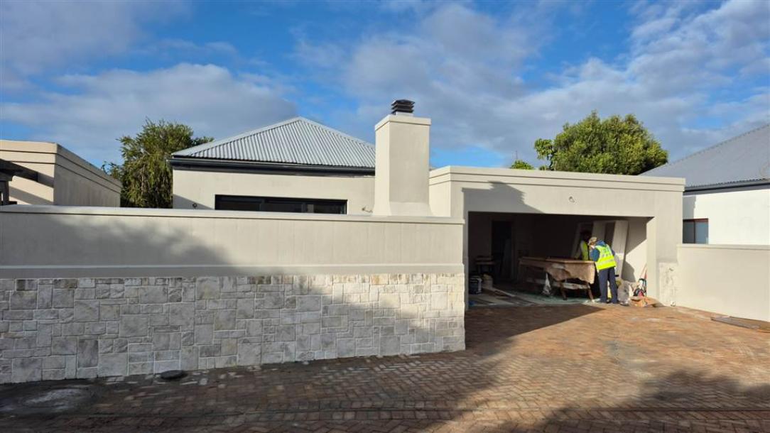 3 Bedroom House in Melkbosstrand-1