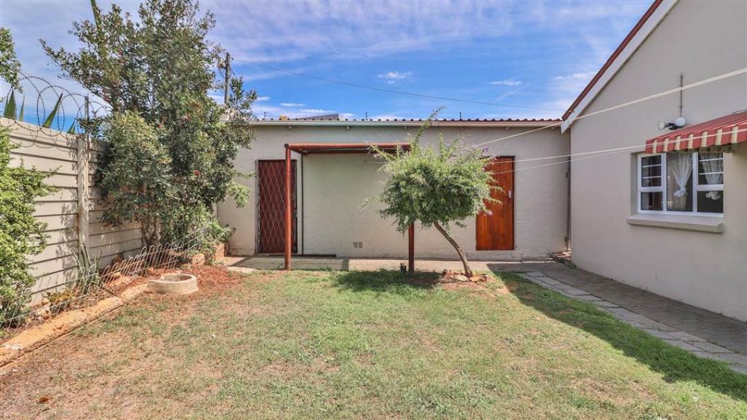 3 Bed House in Mount Croix-12