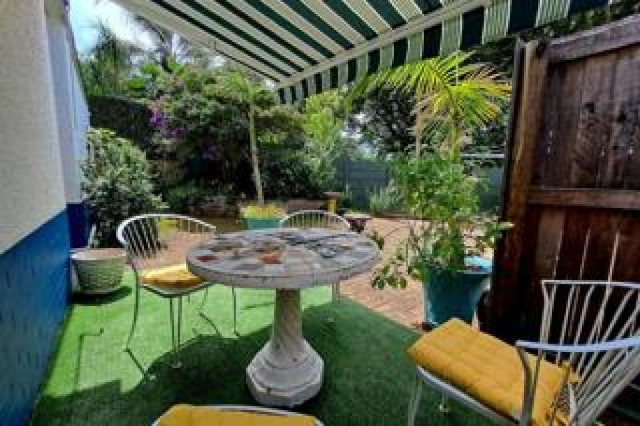 3 Bedroom House for Sale in Uvongo Beach-10