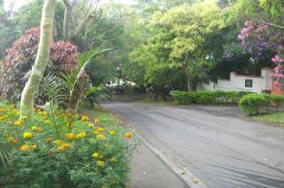 3 Bedroom House for Sale in Uvongo Beach-3