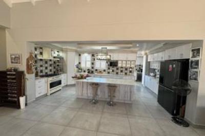 3 Bedroom House for Sale in Dana Bay-8