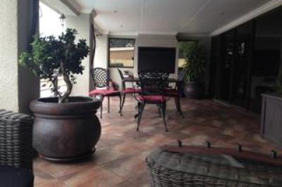 6 Bedroom House for Sale in Del Judor Ext 1-16