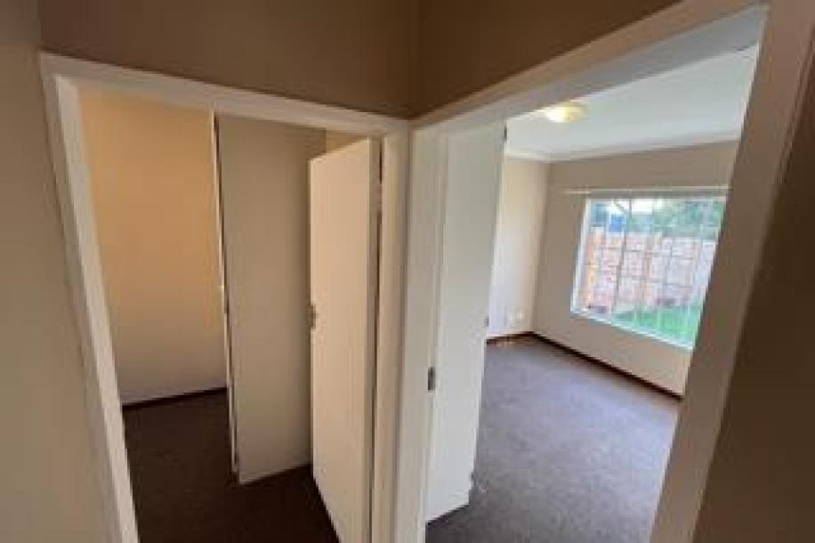 2 Bedroom Townhouse for Sale in Ferndale-13