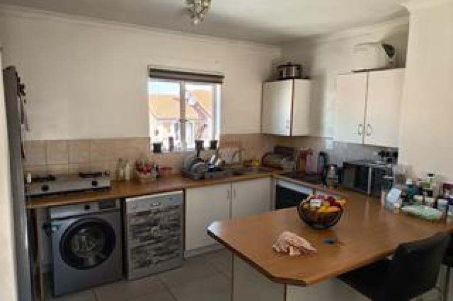 2 Bedroom Apartment / Flat for Sale in Ferndale-4