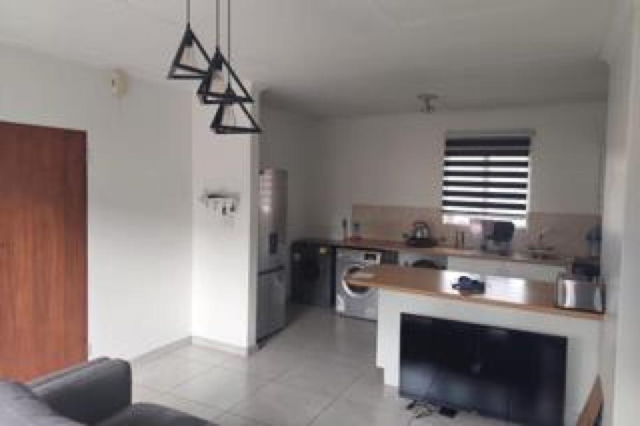 2 Bedroom Apartment / Flat for Sale in Ferndale-6