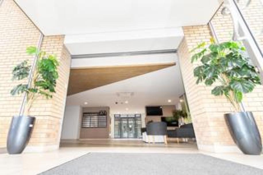 Commercial Property to Rent in Rivonia-9