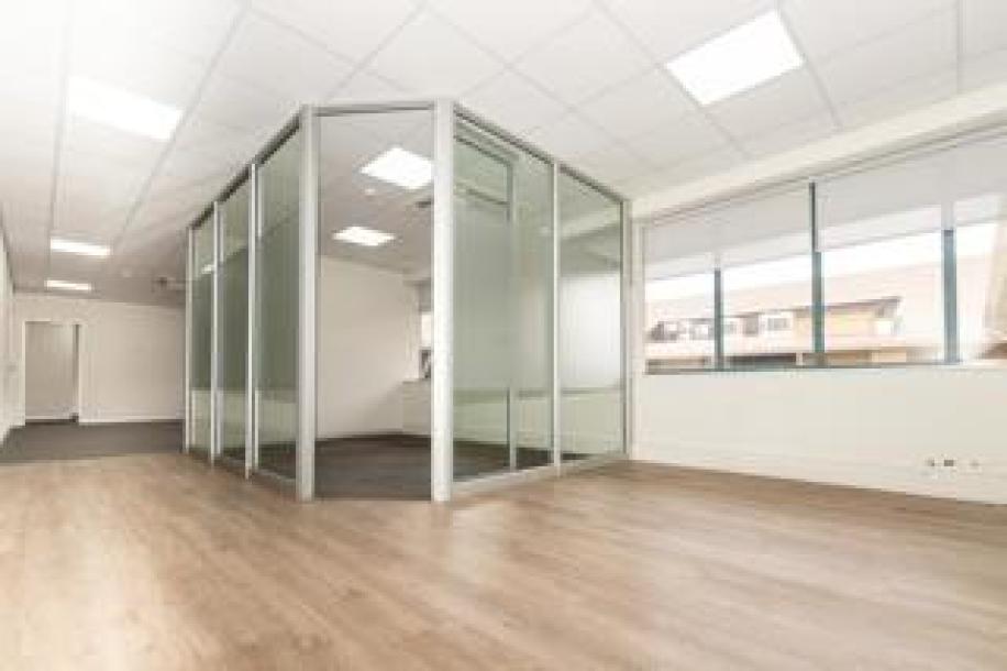 Commercial Property to Rent in Rivonia-13