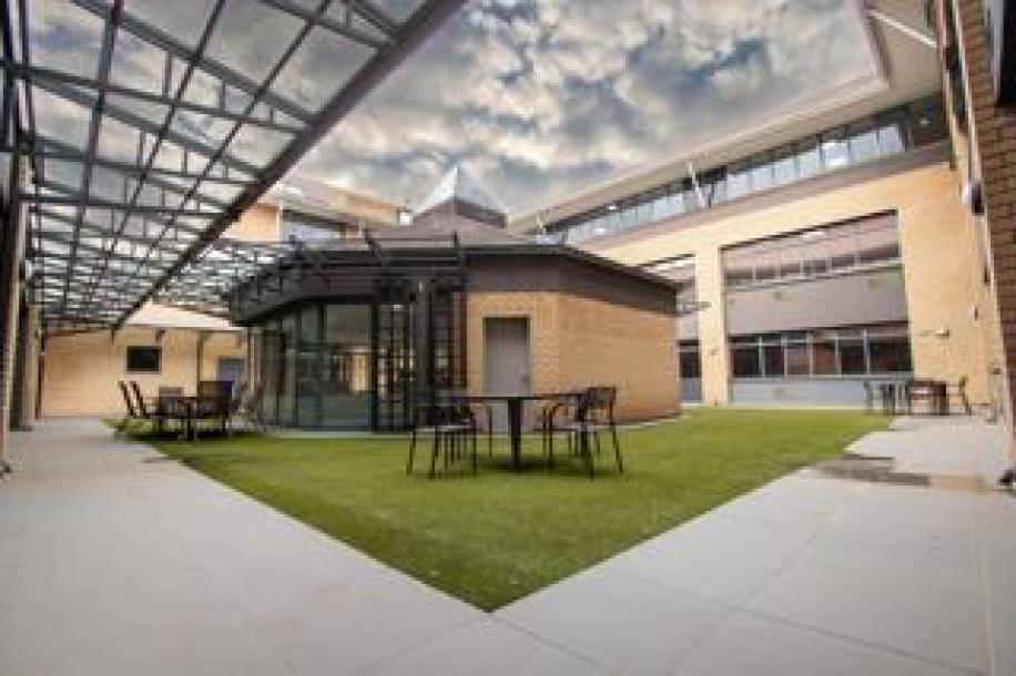 Commercial Property to Rent in Rivonia-5