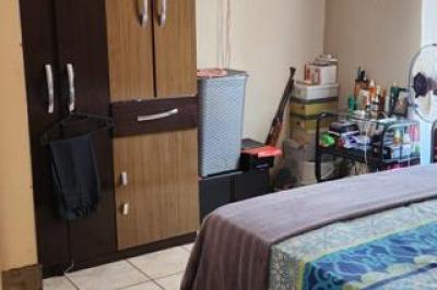 2 Bedroom House for Sale in Boitekong-9