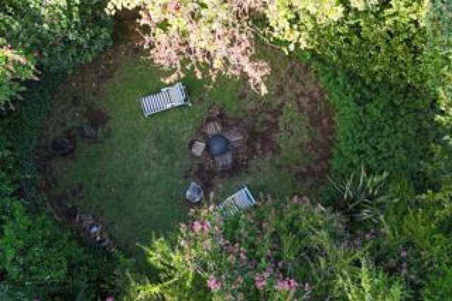 2 Bedroom Apartment / Flat to Rent in Constantia Heights-3