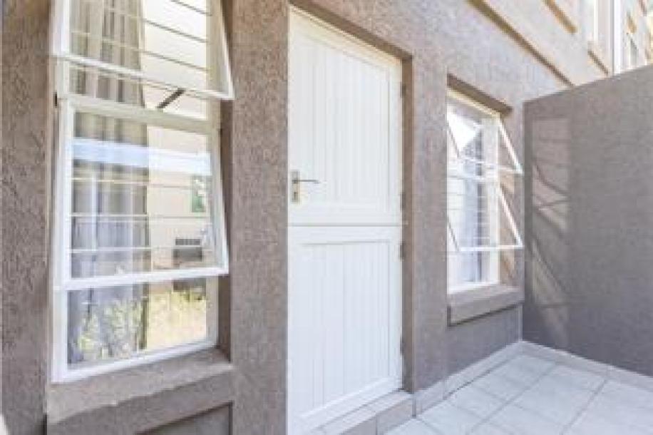 1 Bedroom Apartment / Flat to Rent in Kelvin-18