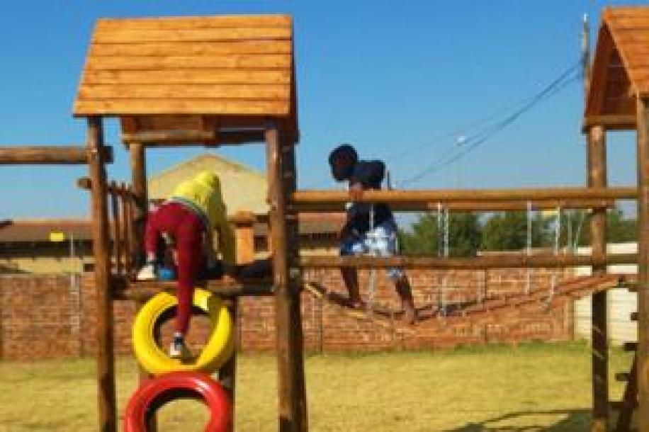 2 Bedroom Townhouse to Rent in Protea Glen-12